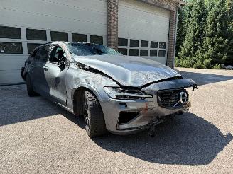 Volvo V-60 2.0 B4 R-Design Automaat picture 3