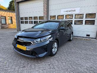 Kia Ceed 1.0 T-GDi Navi Clima Cruise 97669 Km ! picture 2