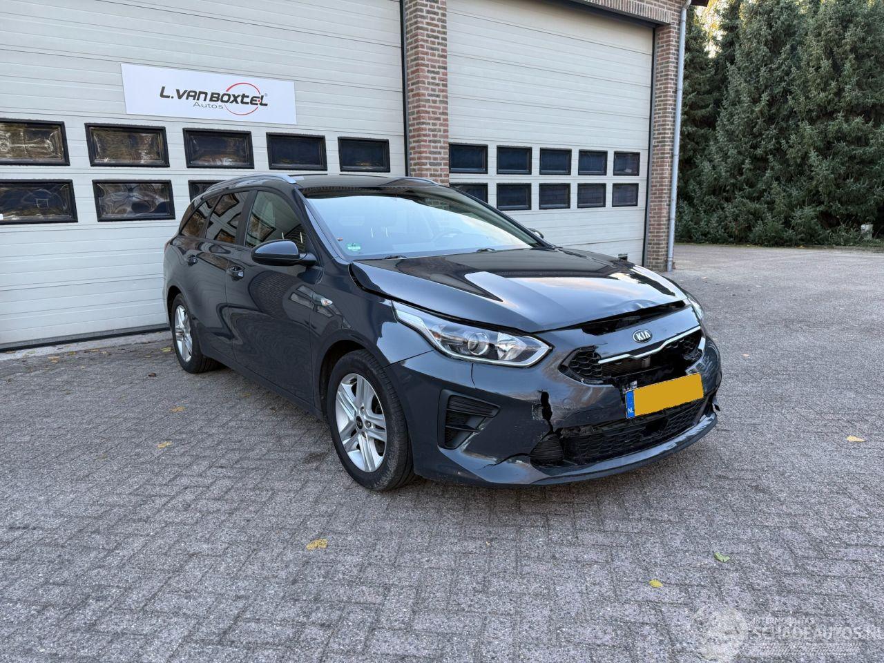 Kia Ceed 1.0 T-GDi Navi Clima Cruise 97669 Km !