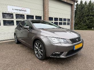 uszkodzony samochody osobowe Seat Leon 1.2 TSI Style Automaat Navi Clima Cruise 2015/10