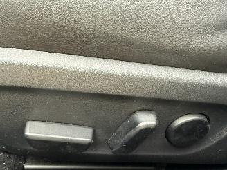 Mazda 3 2.0 e-SkyActiv-X M Hybrid 180 Luxury Navi Clima Leder NAP ! picture 11