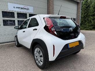 Schadeauto Toyota Aygo X 1.0 VVT-i MT Airco Cruise 13964 Km NAP ! 2023/12