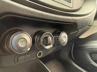 Toyota Aygo X 1.0 VVT-i MT Airco Cruise 13964 Km NAP ! picture 9