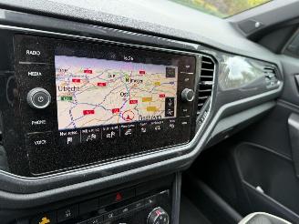 Volkswagen T-Roc 1.5 TSI Sport Automaat Pano Navi Clima picture 14