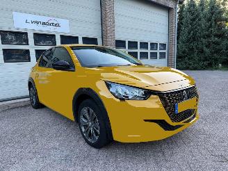 Peugeot e-208 EV Allure Pack 50 kWh Navi Clima NAP ! picture 2