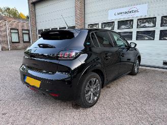 Peugeot e-208 EV Allure 50 kWh Navi Clima 54806 Km NAP ! picture 3