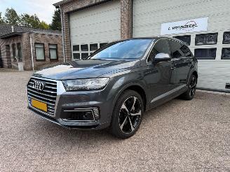 damaged passenger cars Audi Q7 3.0 TDI e-Tron Quattro Sport Automaat Pano Leder 2018/7