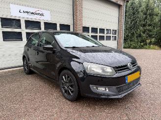 Schadeauto Volkswagen Polo 1.2 Easyline Navi Airco 2012/3