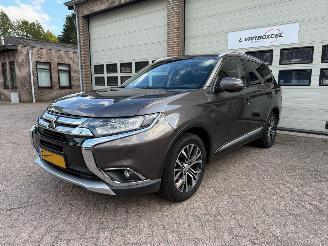 Schadeauto Mitsubishi Outlander 2.0 Business Edition Automaat Navi Clima 2016/6