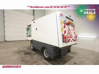 TENNANT  HMF 426 Veegmachine picture 4