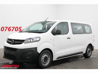 krockskadad bil bedrijf Opel Vivaro 1.5 CDTI 9-Pers. Airco Cruise 2021/12