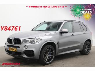 Damaged car BMW X5 M50d MOTORSCHADEN Pano ACC Memory Leder AHK SHZ. 2018/4