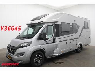 krockskadad bil camper Adria  Coral 670SL Surpreme 2.2 MJ 180 Aut. Solar Dakairco Garage ACC TV Camera 2024/2