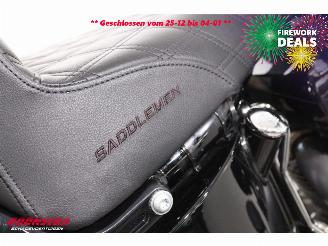 Harley-Davidson  110 FLSS Softail Slim S Vance Hines 8.428 mi! picture 24