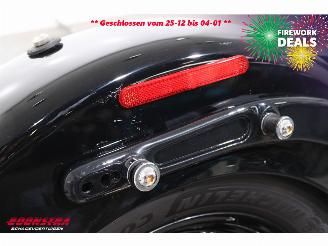 Harley-Davidson  110 FLSS Softail Slim S Vance Hines 8.428 mi! picture 10