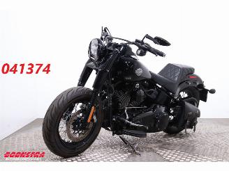 Vaurioauto  motor cycles Harley-Davidson  110 FLSS Softail Slim S Vance Hines 8.428 mi! 2017/1