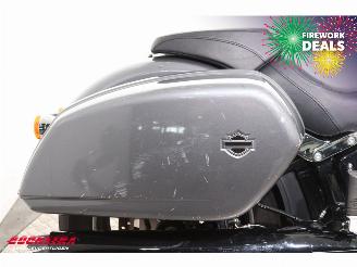 Harley-Davidson Sport Glide 107 FLSB 5HD LED ABS picture 9