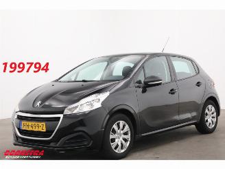 krockskadad bil auto Peugeot 208 1.0 PureTech Access 5-DRS Airco Cruise 2015/11