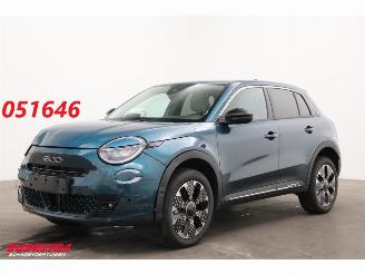 krockskadad bil auto Fiat 600 1.2 Hybrid Urban LED ACC Massage Camera SHZ 3.889 km! 2025