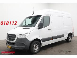 krockskadad bil bedrijf Mercedes Sprinter 311 CDI L2-H2 9G-Tronic Airco Camera PDC 2018/10