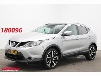 Auto incidentate Nissan Qashqai 1.2 Tekna Pano Leder 360° Navi Cruise SHZ 2015/12