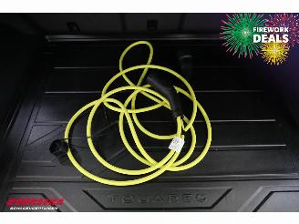 Volkswagen Touareg R 3.0 TSi 4Motion PHEV Pano HUD 360° Ventilatie ACC LRHZ AHK picture 34