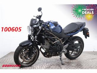 krockskadad bil motor Suzuki  SV650A ABS BTW! 2.525 km! 2025/2
