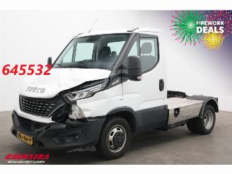 krockskadad bil bedrijf Iveco Daily 40C18 Hi-Matic BE-trekker Navi Clima Cruise 2020/1