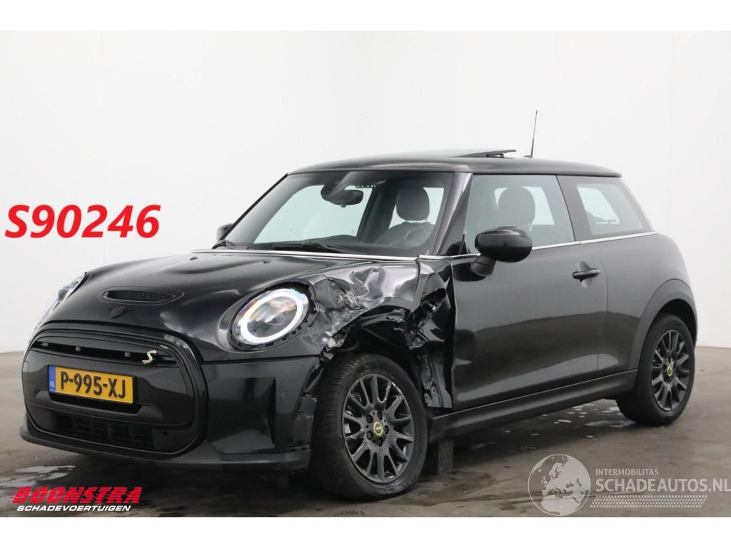 Mini Mini Cooper E 33 kWh Schuifdak LED Leder Cruise Camera SHZ
