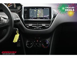 Peugeot 208 1.2 PureT. Signature Navi Camera Carplay Airco Cruise picture 13