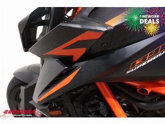 KTM  1390 SuperDuke R Akrapovic LED Cruise picture 15