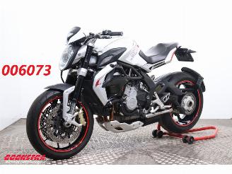 Vaurioauto  passenger cars MV Agusta Brutale Dragster 800 ABS Lap Timer Quickshift 19.101 km 2015/3