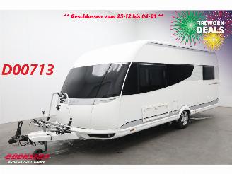 Vaurioauto  caravans Hobby  495 UL Premium Mover Rondzit Single Beds Middenkeuken 2014/6