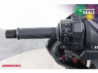 Yamaha  T-Max 530 Black Max Akrapovic picture 26