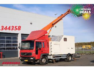 bruktbiler vrachtwagen Volvo FL 220 Hubarbeitsbuhne Custers T200 18T 2003/5