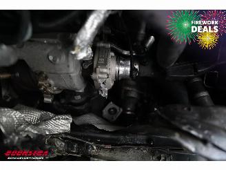 BMW 3-serie 318i M-Sport Aut. LED Leder Navi Clima Cruise SHZ 120.976 km! picture 16