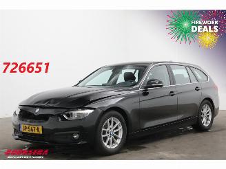 Schadeauto BMW 3-serie Touring 320d EDE Centennial Aut. Navi Clima Cruise PDC AHK 2016/5