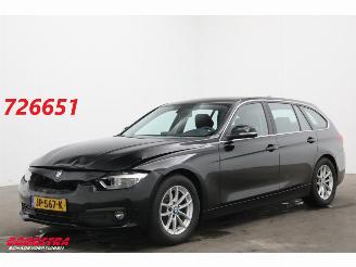 Vaurioauto  passenger cars BMW 3-serie Touring 320d EDE Centennial Aut. Navi Clima Cruise PDC AHK 2016/5