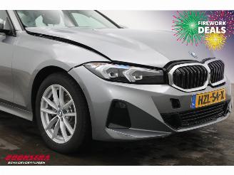 BMW 3-serie 330e Schuifdak 360° LED Cruise SHZ 4.216 km! picture 5