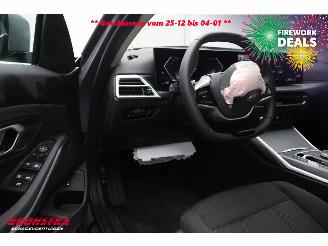 BMW 3-serie 330e Schuifdak 360° LED Cruise SHZ 4.216 km! picture 19