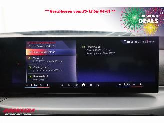 BMW 3-serie 330e Schuifdak 360° LED Cruise SHZ 4.216 km! picture 27