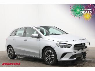 Mercedes B-klasse 200 7G-Tronic LED ACC Navi Clima Camera SHZ LRHZ 11.199 km! picture 2