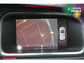 Volvo V-40 Cross Country 2.0 D2 Aut. Kinetic Navi Airco Cruise picture 14