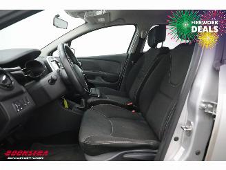 Renault Clio Estate Grandtour 1.5 dCi ECO Night Day Navi Airco Cruise PDC picture 22