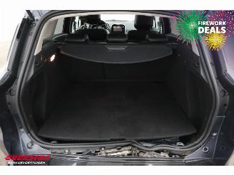 Renault Clio Grandtour Estate 0.9 TCe Intens LED Navi Clima Cruise PDC AHK 109.478 km! picture 26