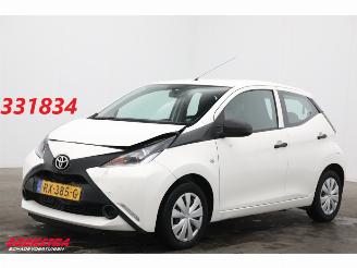 uszkodzony samochody osobowe Toyota Aygo 1.0 VVT-i x-fun Airco Bluetooth Cruise 80.608 km! 2018/2