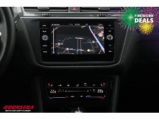 Volkswagen Tiguan 2.0 TDI 200 PK 4Motion LED ACC H/K Camera SHZ LRHZ AHK picture 18