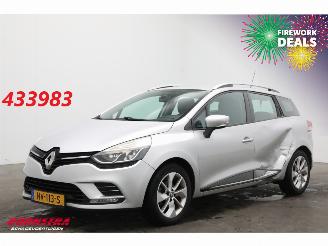 Schadeauto Renault Clio Grandtour Estate 0.9 TCe Zen Navi Airco Cruise 91.873 km! 2017/4