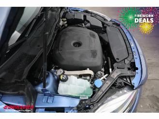 Volvo V-40 1.5 T3 Aut. R-Design LED H/K Leder Navi Clima Cruise Camera SHZ PDC AHK picture 7