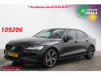 Voiture accidenté Volvo S-60 2.0 B5 R-Design LED ACC H/K Memory 360° LRHZ SHZ 2021/4
